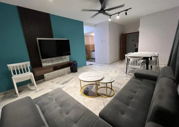 Bayview Villas Condo - Premium Unit