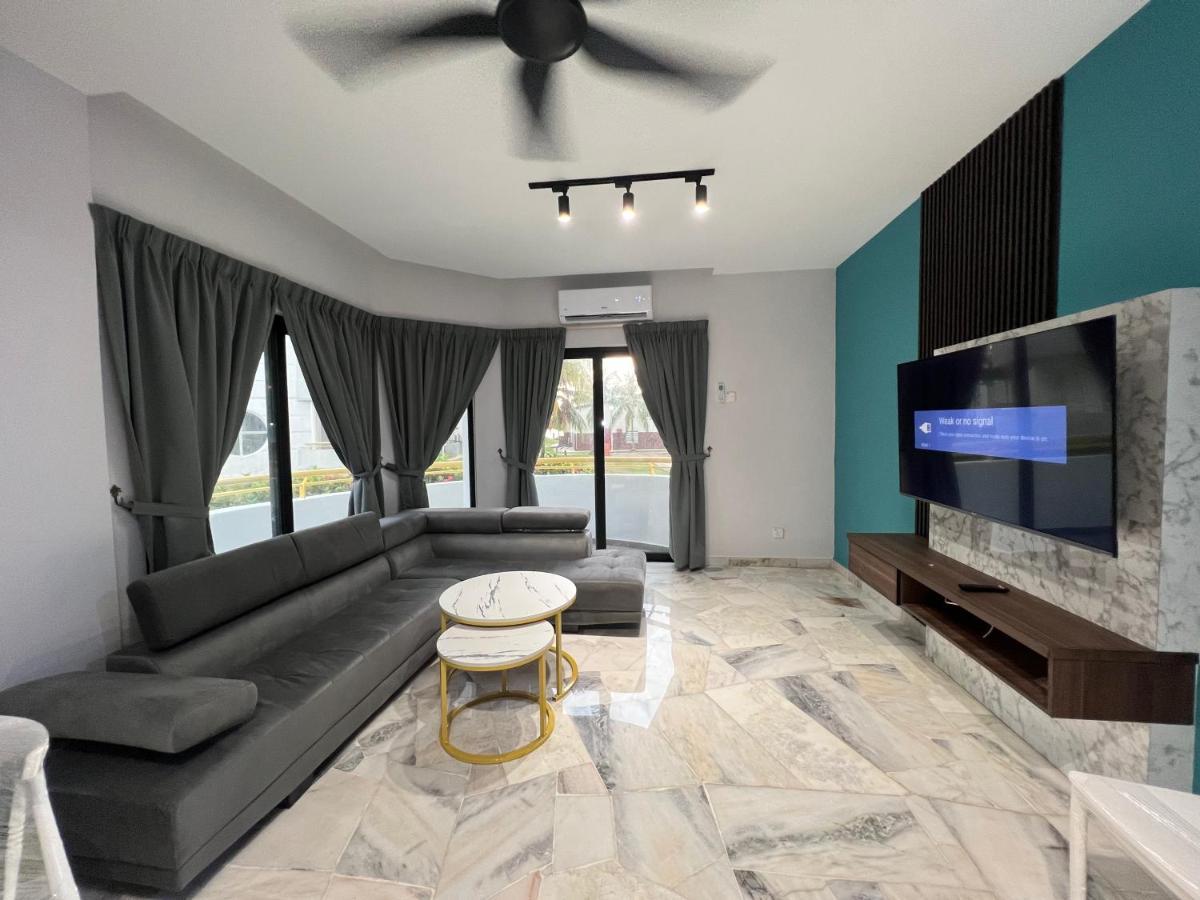 Bayview - Premium Unit * Port Dickson